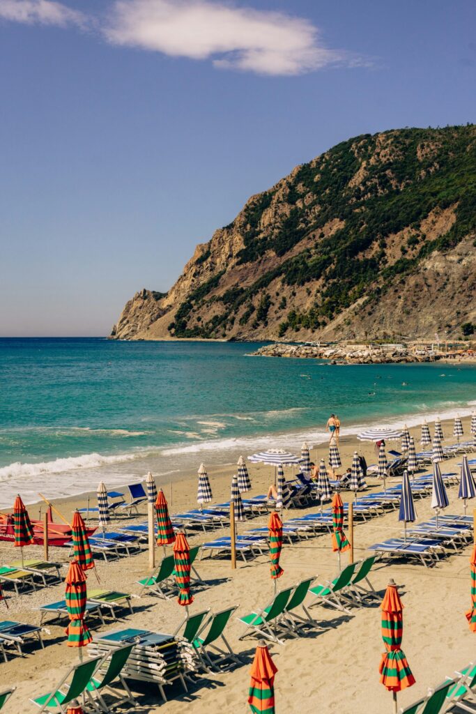 EAUde1974_lifestyle_moods_purchased_T3_Capri_Saffron_107-scaled